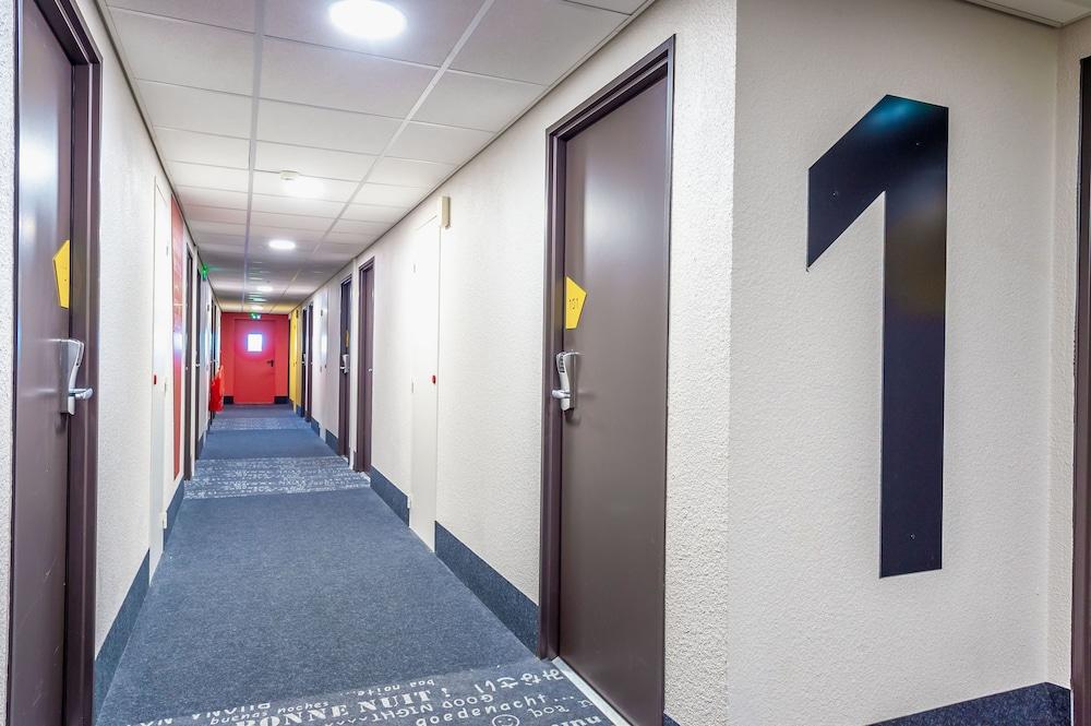B&B Hotel Toulon Ollioules Bagian luar foto
